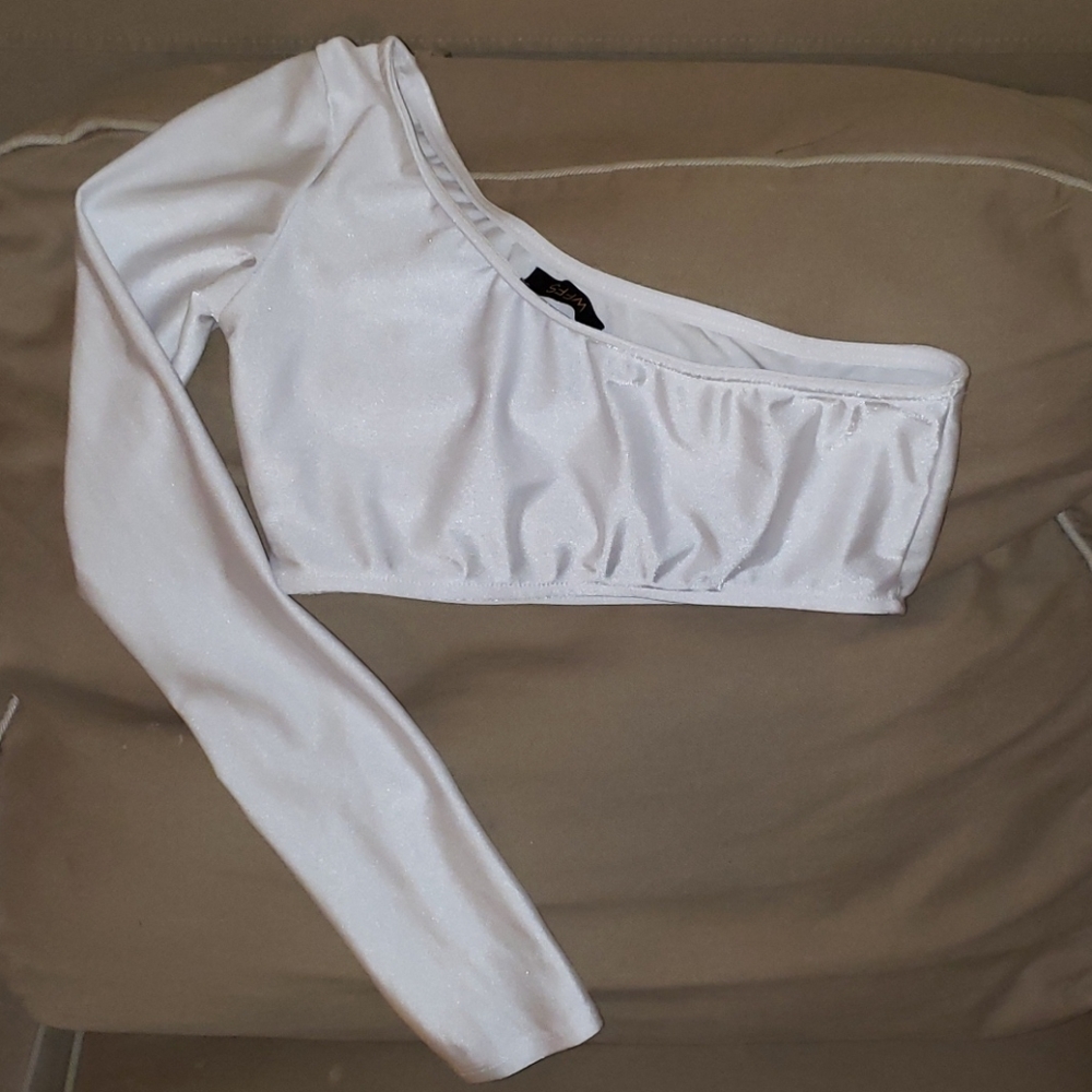 Ladies top - Picture 2 of 4